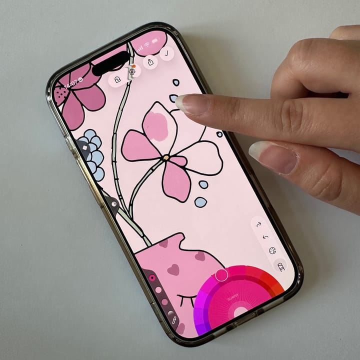 Coloring on iPhone: Tips for Mindful Coloring on a Small Screen